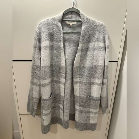 Sweaters - Peyton Primrose Grey plaid cardigan